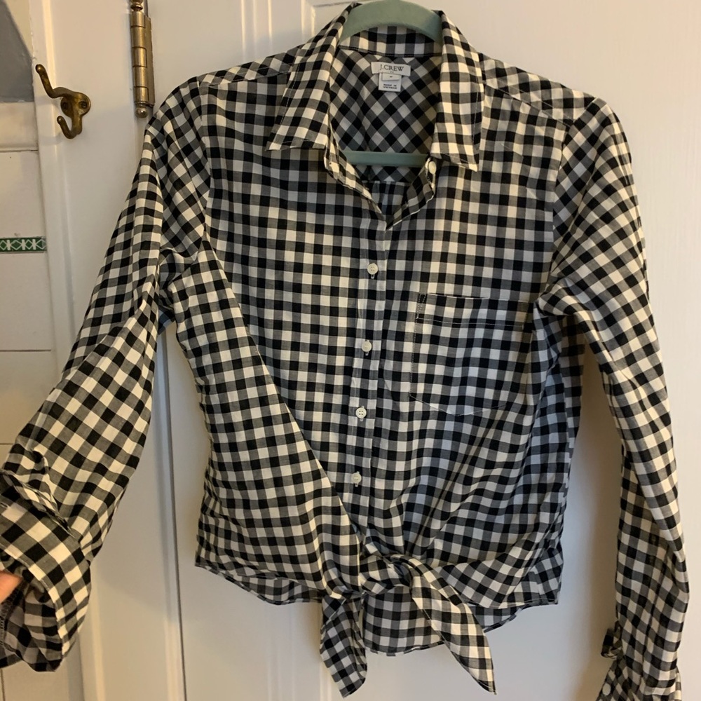 J Crew Mercantile checkered tie button-up shirt